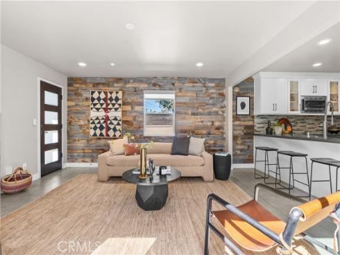2103 Continental , Costa Mesa, CA