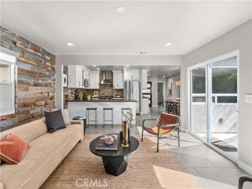 2103 Continental , Costa Mesa, CA