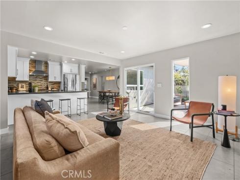 2103 Continental , Costa Mesa, CA