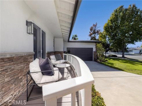2038  Aliso Avenue  , Costa Mesa, CA