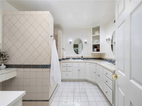 2038  Aliso Avenue  , Costa Mesa, CA