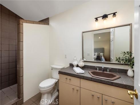 2038  Aliso Avenue  , Costa Mesa, CA