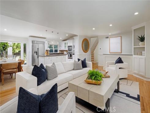 2038  Aliso Avenue  , Costa Mesa, CA