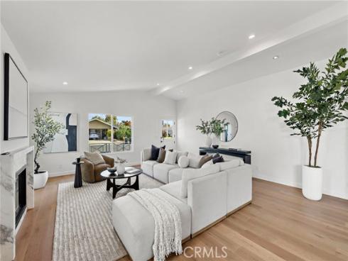 317  Walnut   Street, Costa Mesa, CA