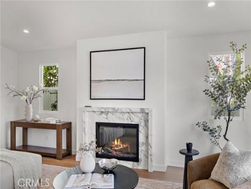 317  Walnut   Street, Costa Mesa, CA