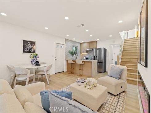 635 Plumer , Costa Mesa, CA