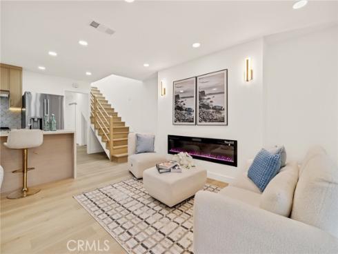635 Plumer , Costa Mesa, CA