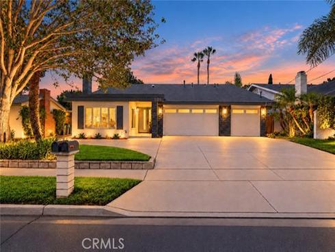 635  Plumer  , Costa Mesa, CA
