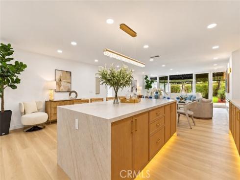 635 Plumer , Costa Mesa, CA