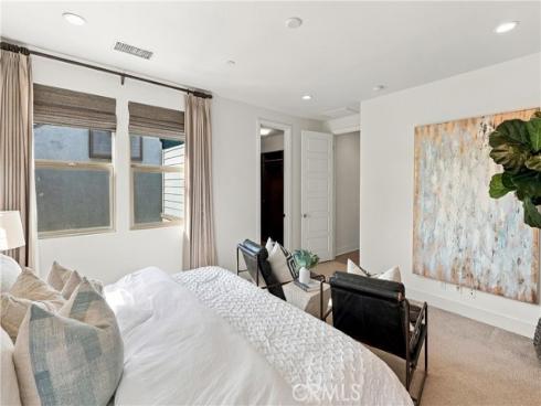 3055  Paragon  , Costa Mesa, CA