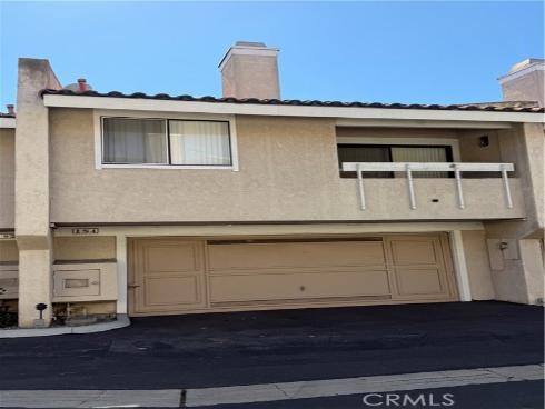 184 Fairwinds , Costa Mesa, CA
