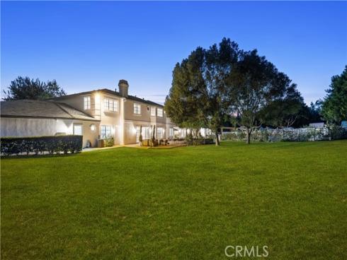 22902  Sonriente  , Coto de Caza, CA