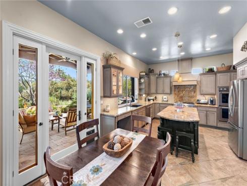 2 Williamsburg Lane, Coto de Caza, CA