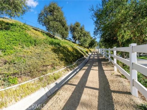 16  Bent Oak  , Coto de Caza, CA