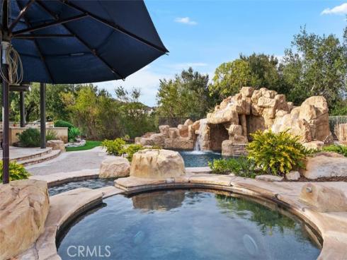 2 Fresian , Coto de Caza, CA