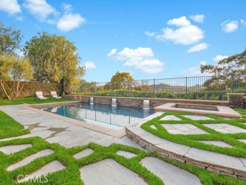 11 River Rock Drive, Coto de Caza, CA