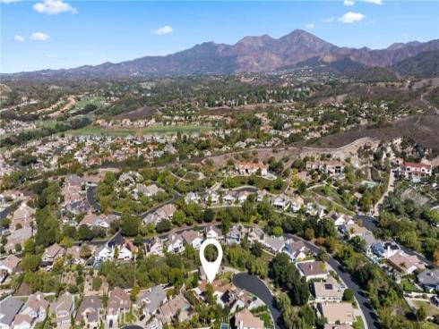 3  Portsmouth  , Coto de Caza, CA