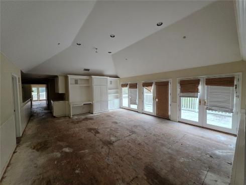 1  Shire  , Coto de Caza, CA