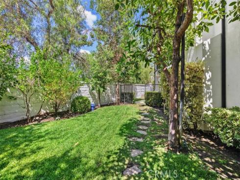 1  Roberts  , Coto de Caza, CA