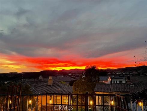 1  Running Brook   Drive, Coto de Caza, CA