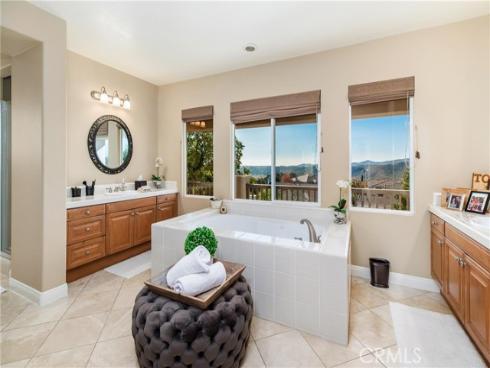 27  Running Brook Dr  , Coto de Caza, CA