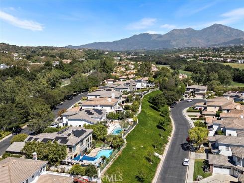 20  Edgewood  , Coto de Caza, CA