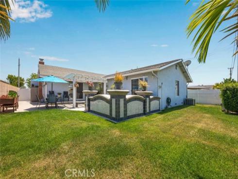 11571  New Zealand  , Cypress, CA