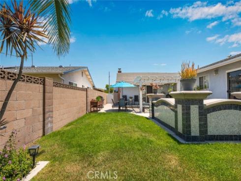 11571  New Zealand  , Cypress, CA