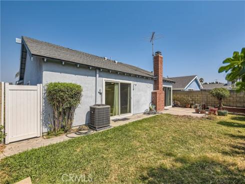 10683  Maple   Street, Cypress, CA