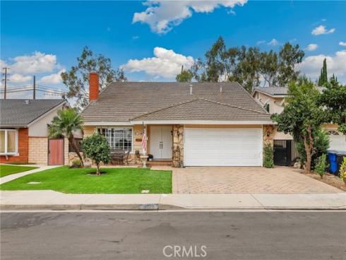 9871  Sunny   Circle, Cypress, CA