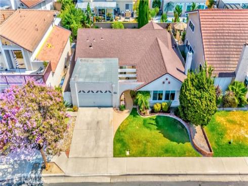 9550  Avenida Monterey  , Cypress, CA