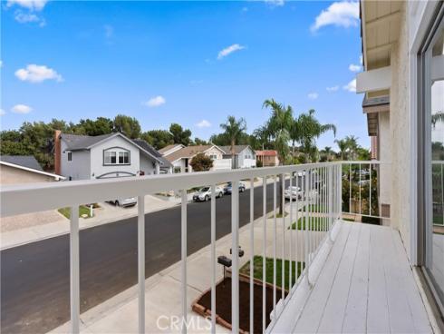 6072  Barbados   Avenue, Cypress, CA