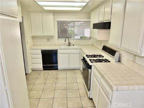 8472  Kington  7  Way, Cypress, CA