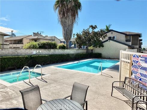 8472  Kington  7  Way, Cypress, CA