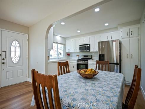 6800 Southampton Drive, Cypress, CA