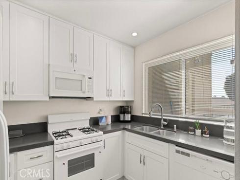 5473 Twin Lakes 22 Drive, Cypress, CA