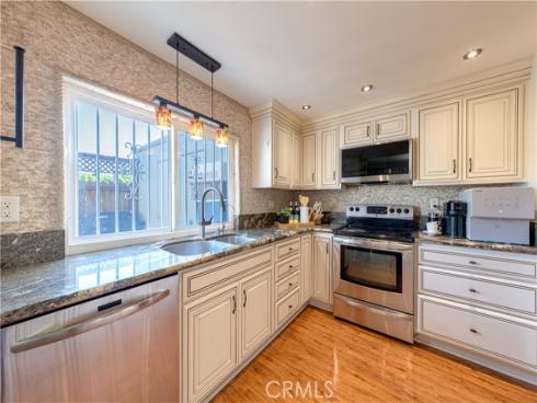 4572 Larwin Avenue, Cypress, CA