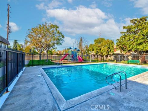 4572 Larwin Avenue, Cypress, CA