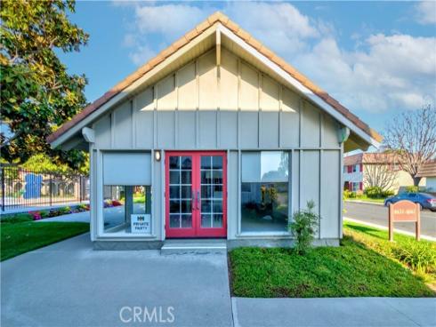 4572 Larwin Avenue, Cypress, CA