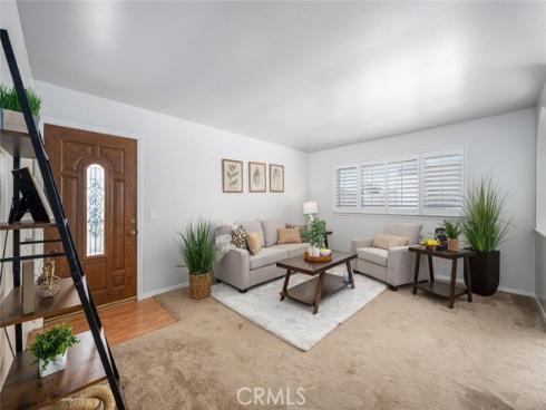 4021 Via Ingresso , Cypress, CA