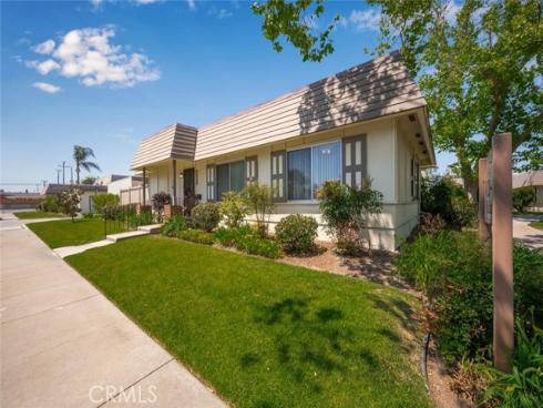 4021 Via Ingresso , Cypress, CA