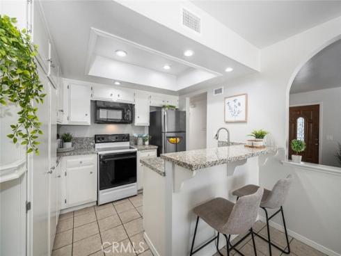 4021 Via Ingresso , Cypress, CA