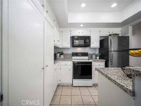 4021 Via Ingresso , Cypress, CA