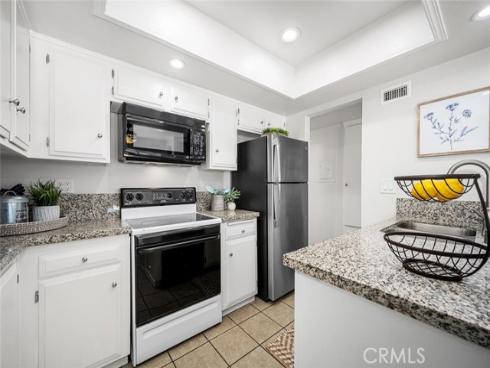 4021 Via Ingresso , Cypress, CA