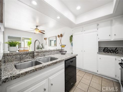 4021 Via Ingresso , Cypress, CA