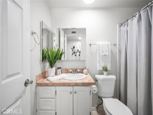 4021 Via Ingresso , Cypress, CA