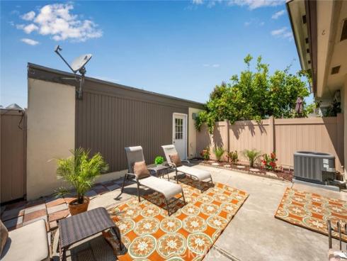 4021 Via Ingresso , Cypress, CA