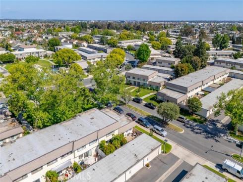 4021 Via Ingresso , Cypress, CA