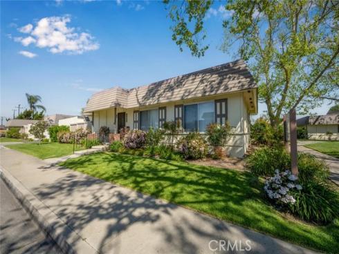 4021 Via Ingresso , Cypress, CA