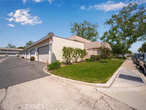 4021 Via Ingresso , Cypress, CA